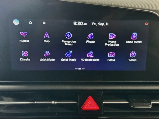 Used 2025 Kia Niro EX FWD image 15