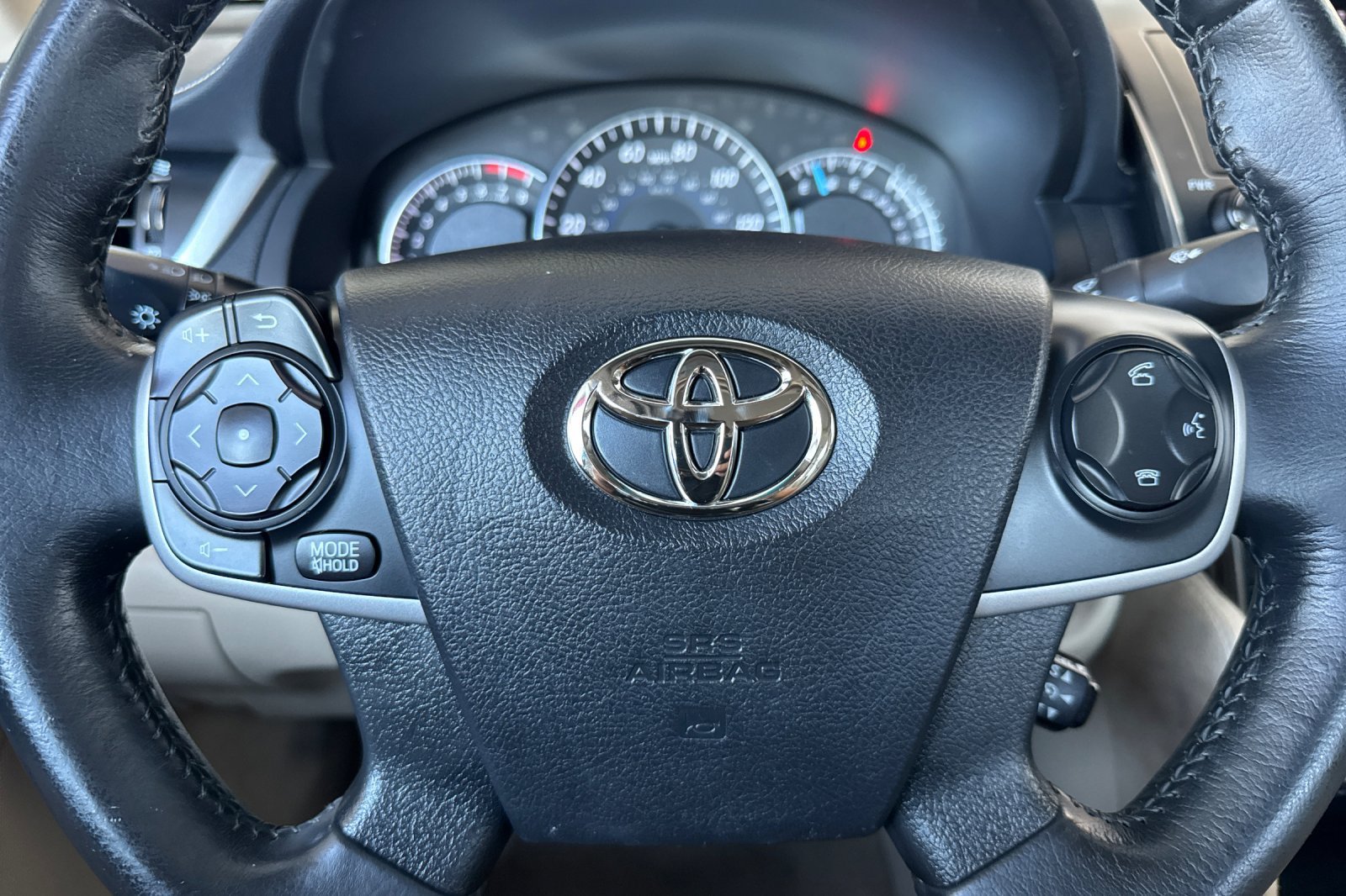 Used 2014 Toyota Camry XLE FWD image 27