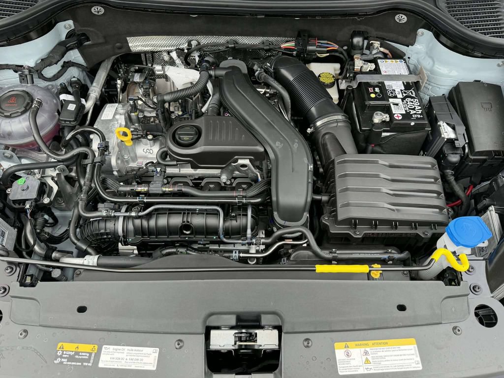 New 2026 Volkswagen Taos SE FWD image 13