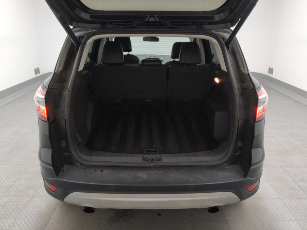 Used 2017 Ford Escape Titanium image 29