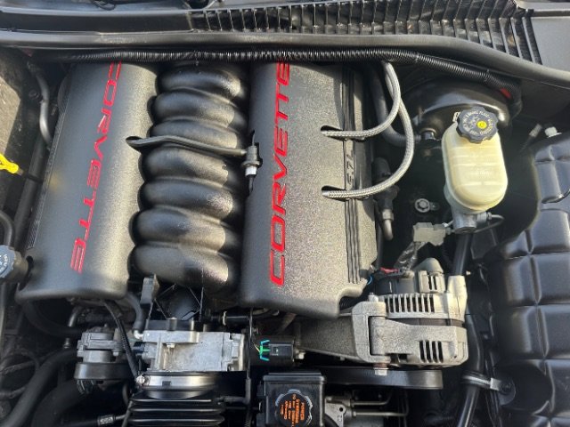 Used 1998 Chevrolet Corvette Convertible w/ Performance Handling Pkg image 11