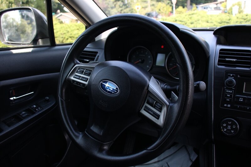 Used 2014 Subaru Crosstrek 2.0i Premium AWD/4WD image 16