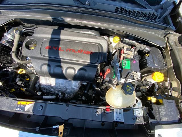 Used 2016 Jeep Renegade Limited w/ Safety & Security Group FWD image 29