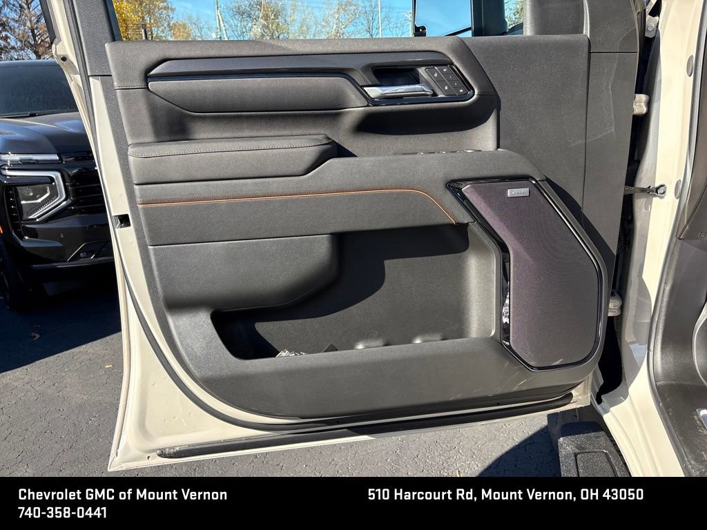 New 2026 GMC Sierra 3500 AT4 w/ AT4 Premium Plus Package image 17
