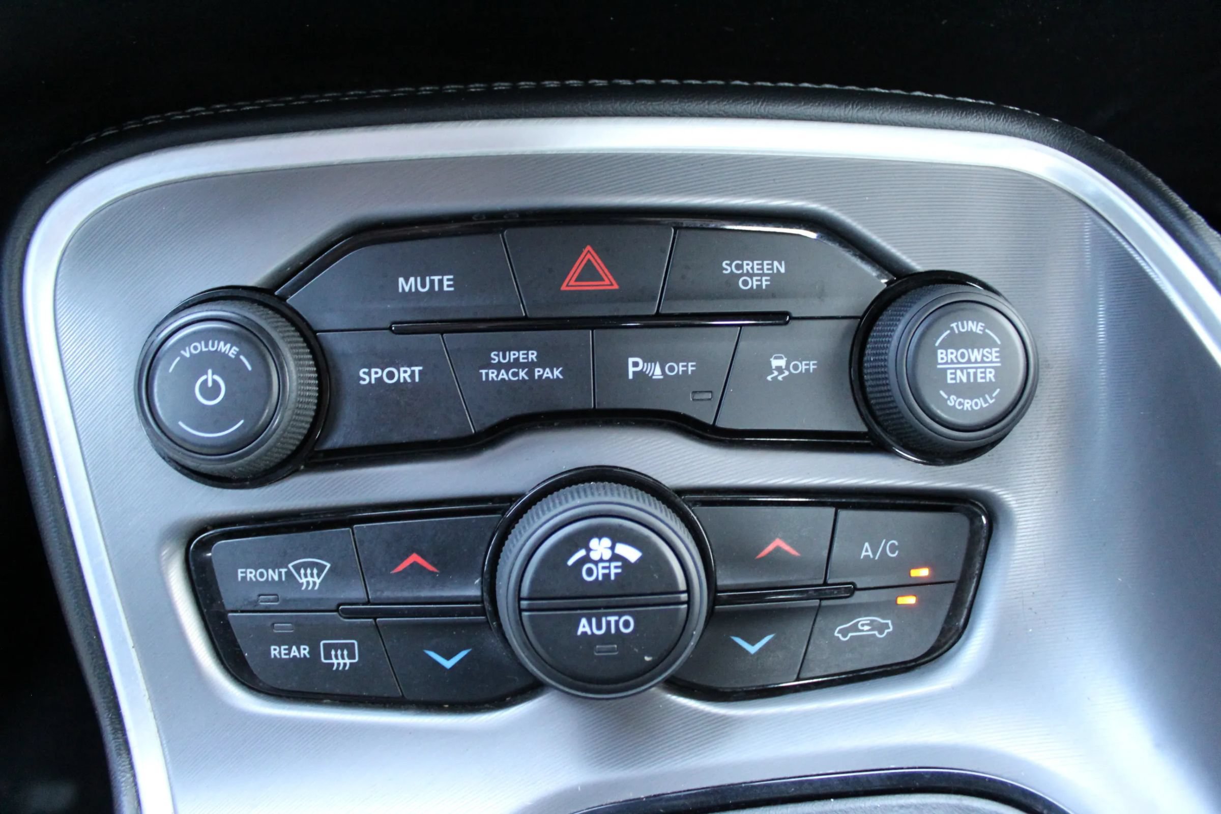Used 2022 Dodge Challenger R/T w/ Plus Package RWD image 20