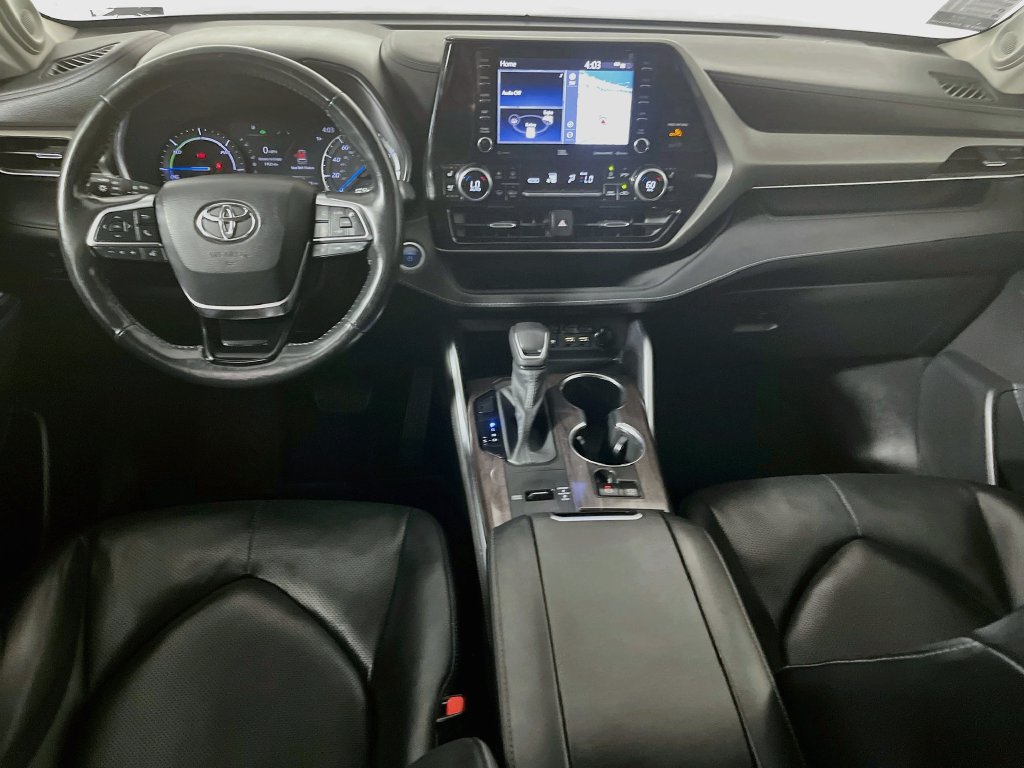 Used 2021 Toyota Highlander Limited FWD image 26
