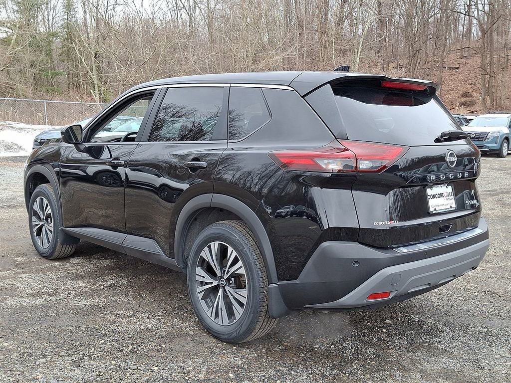 Certified 2023 Nissan Rogue SV image 5
