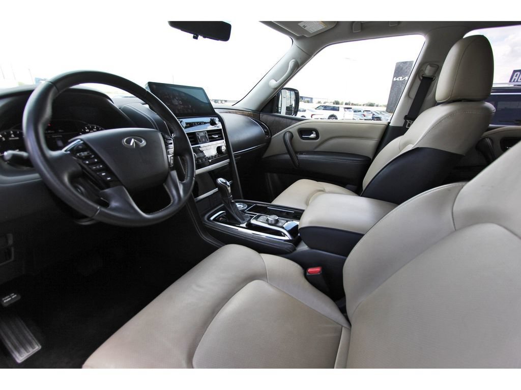 Used 2023 INFINITI QX80 Premium Select w/ All-Season Package RWD image 33