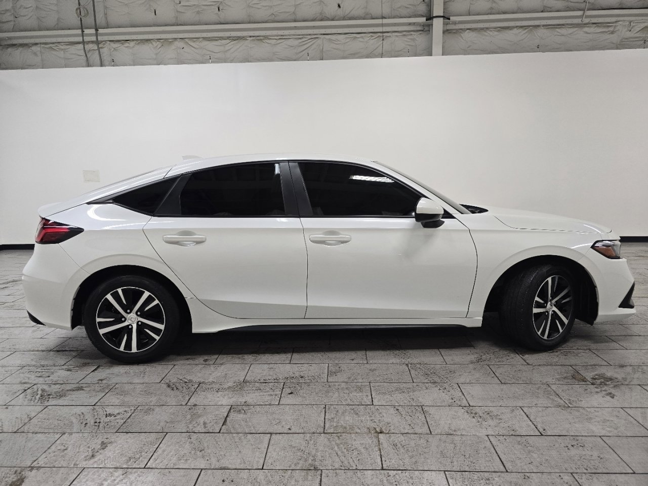 Used 2023 Honda Civic LX image 15