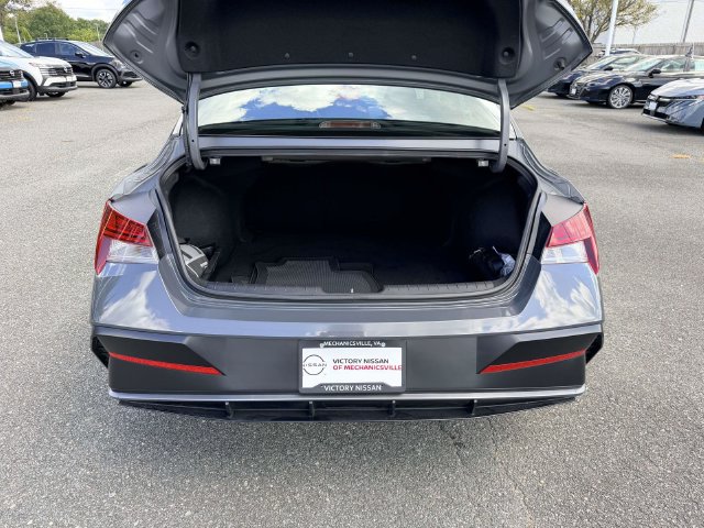 Used 2026 Hyundai Elantra SEL Sport Premium w/ Cargo Package FWD image 12