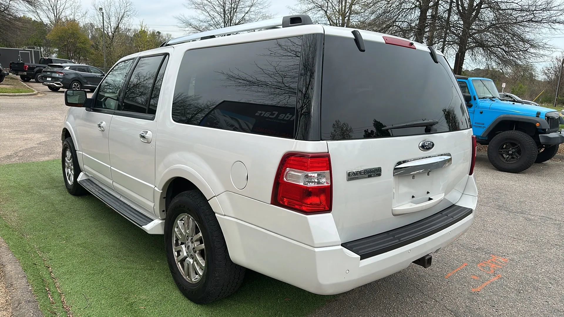 Used 2013 Ford Expedition EL Limited image 6