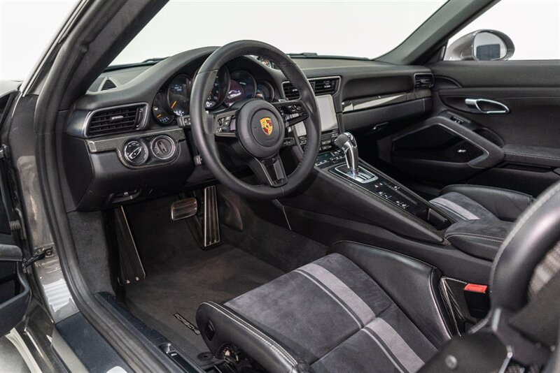 Used 2018 Porsche 911 GT3 RWD image 71