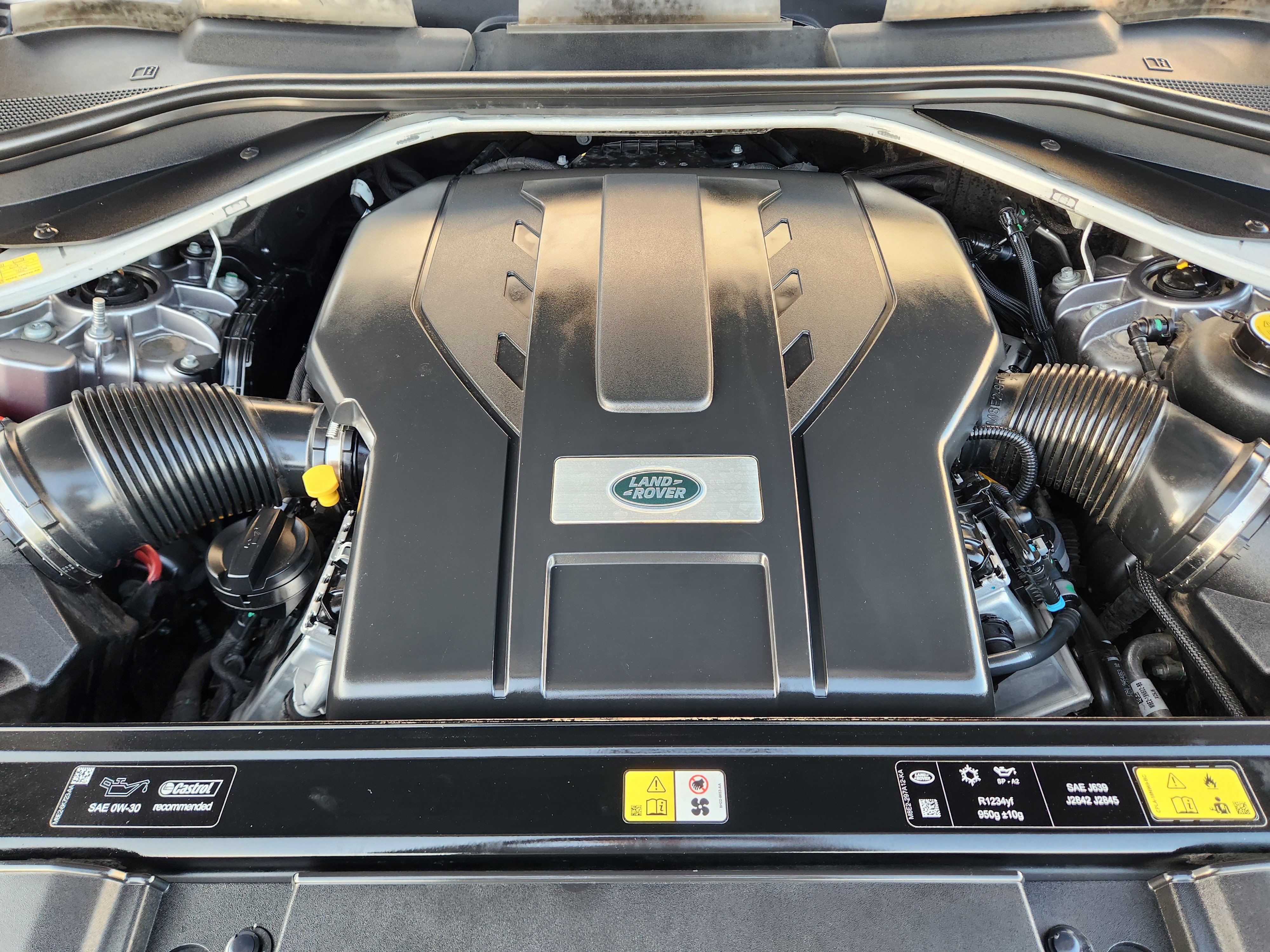 Certified 2023 Land Rover Range Rover SV AWD/4WD image 28