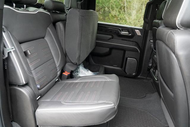 Used 2025 GMC Sierra 2500 AT4X image 34