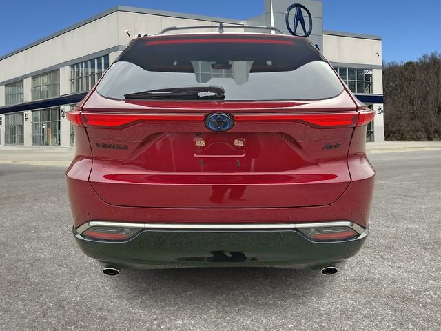 Used 2024 Toyota Venza Nightshade image 5