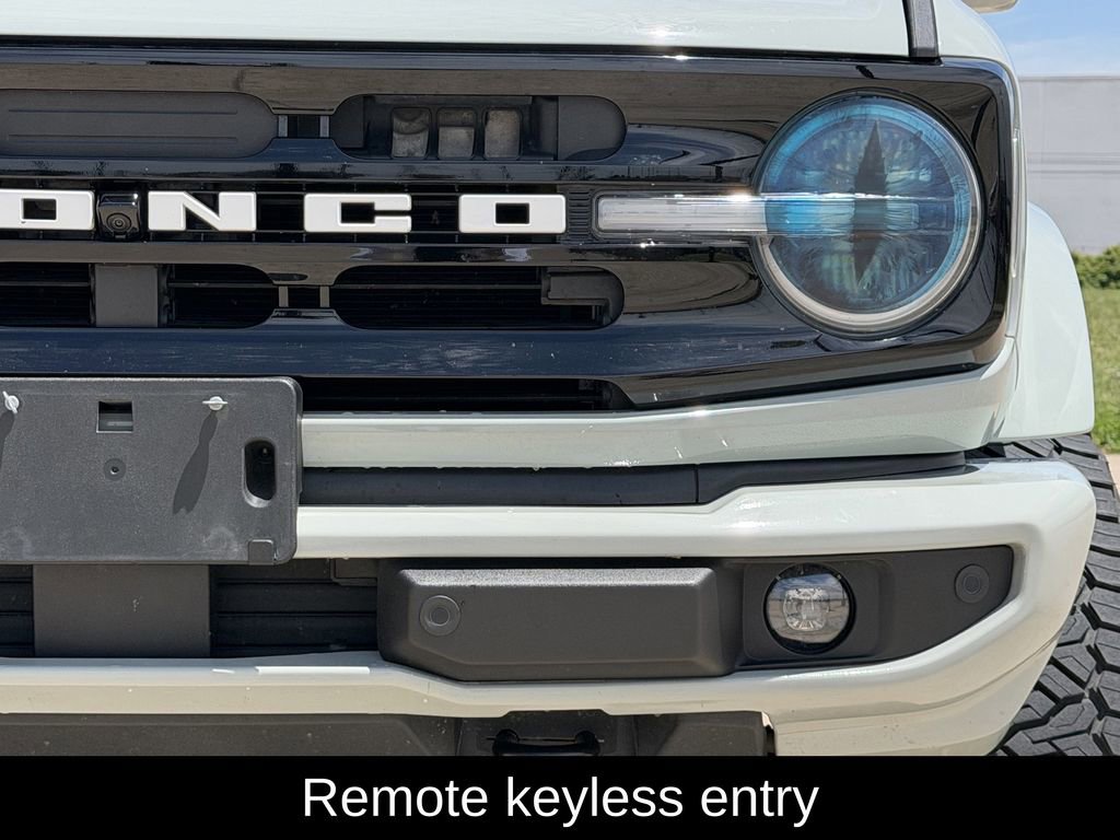 Used 2021 Ford Bronco Outer Banks AWD/4WD image 4