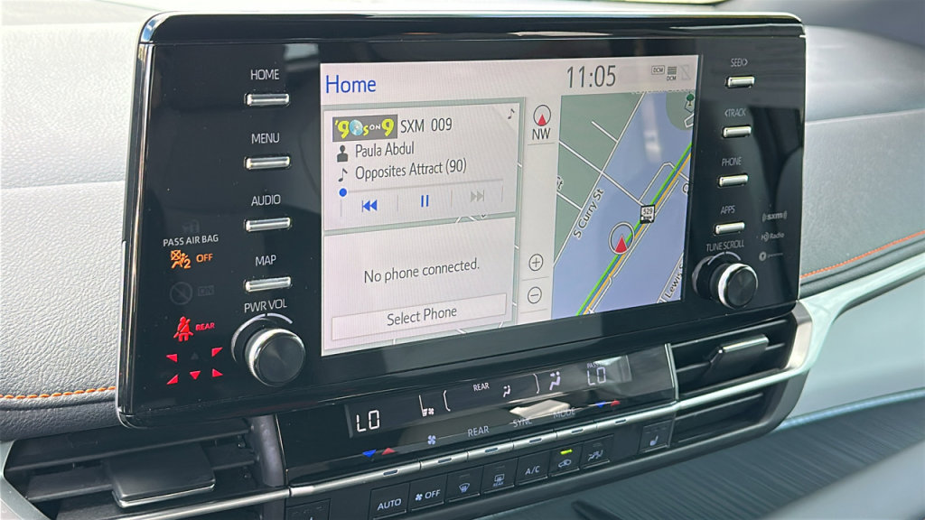 Used 2021 Toyota Sienna XSE image 15