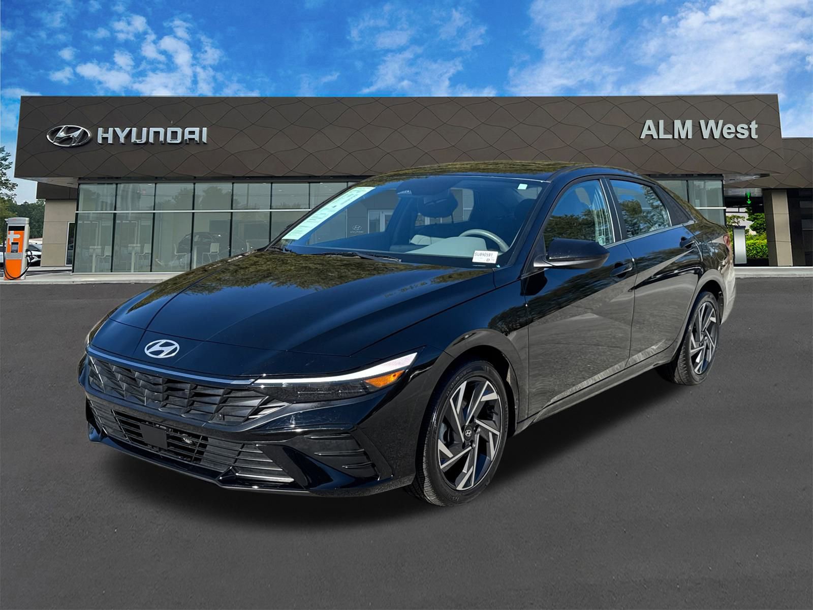 Certified 2025 Hyundai Elantra SEL image 1