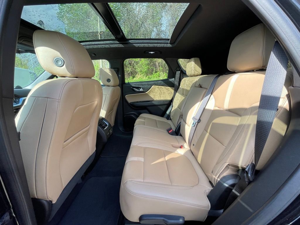 Used 2023 Chevrolet Blazer Premier w/ Enhanced Convenience Package image 25