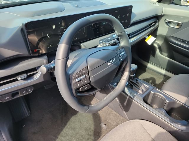 New 2025 Kia K4 EX image 18