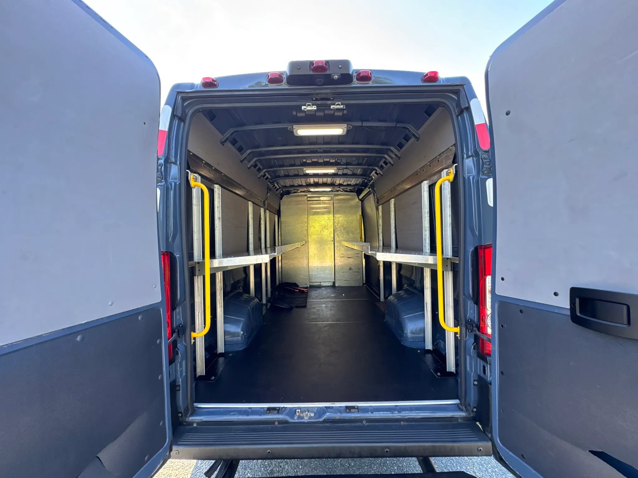 Used 2019 RAM ProMaster 3500 FWD image 17