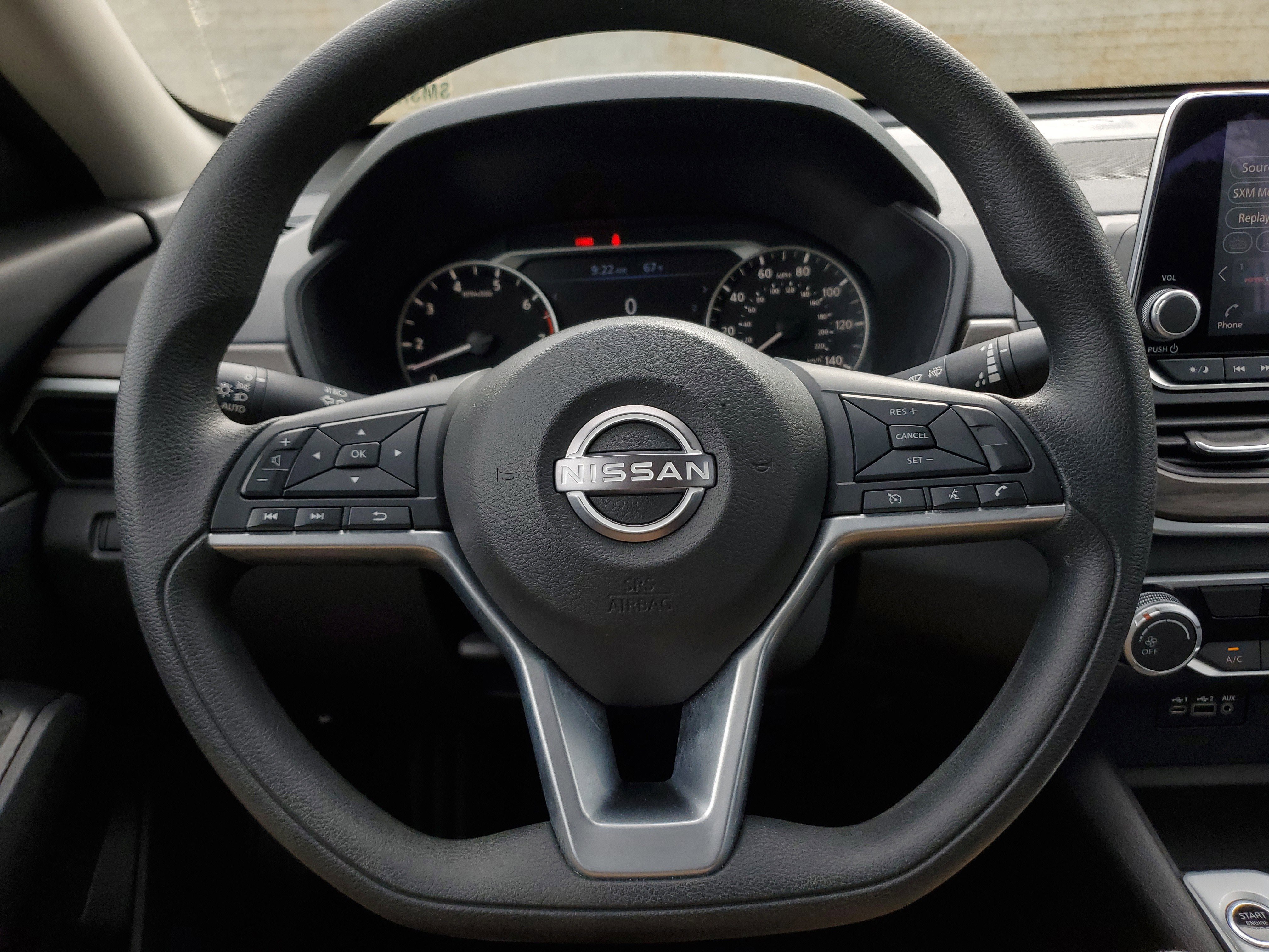 Used 2025 Nissan Altima 2.5 SV FWD image 18