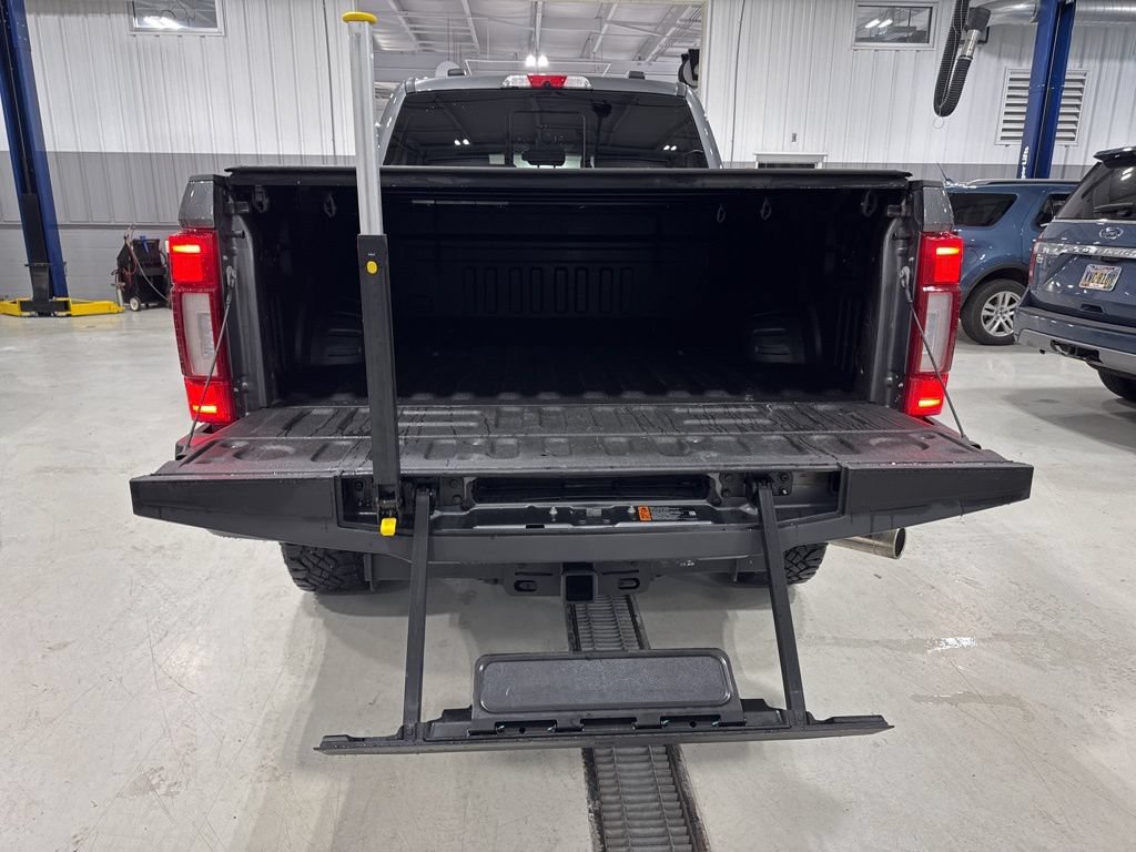 Used 2022 Ford F250 Platinum w/ Tremor Off-Road Package AWD/4WD image 12