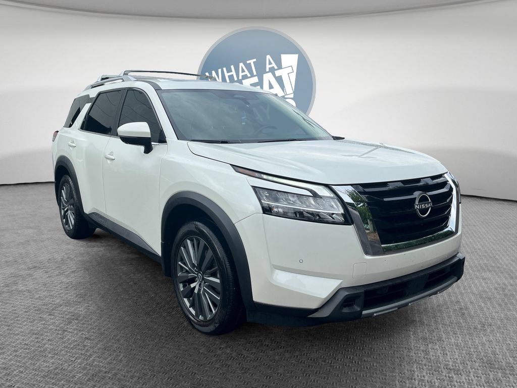 Used 2024 Nissan Pathfinder SL w/ SL Premium Package