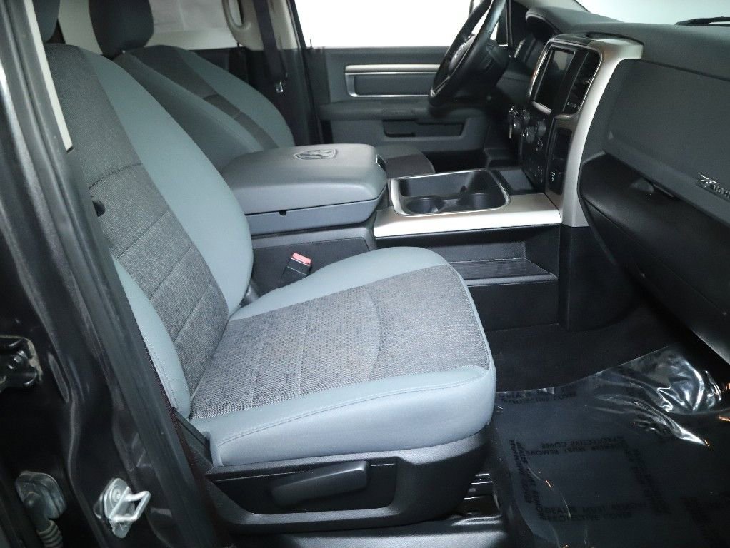 Used 2017 RAM 1500 Big Horn AWD/4WD image 33