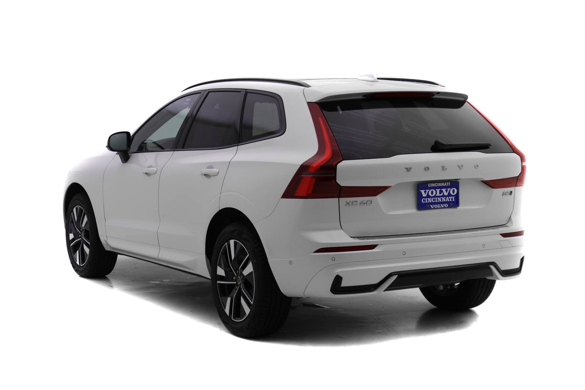 New 2026 Volvo XC60 B5 Plus w/ Protection Package Premier image 5