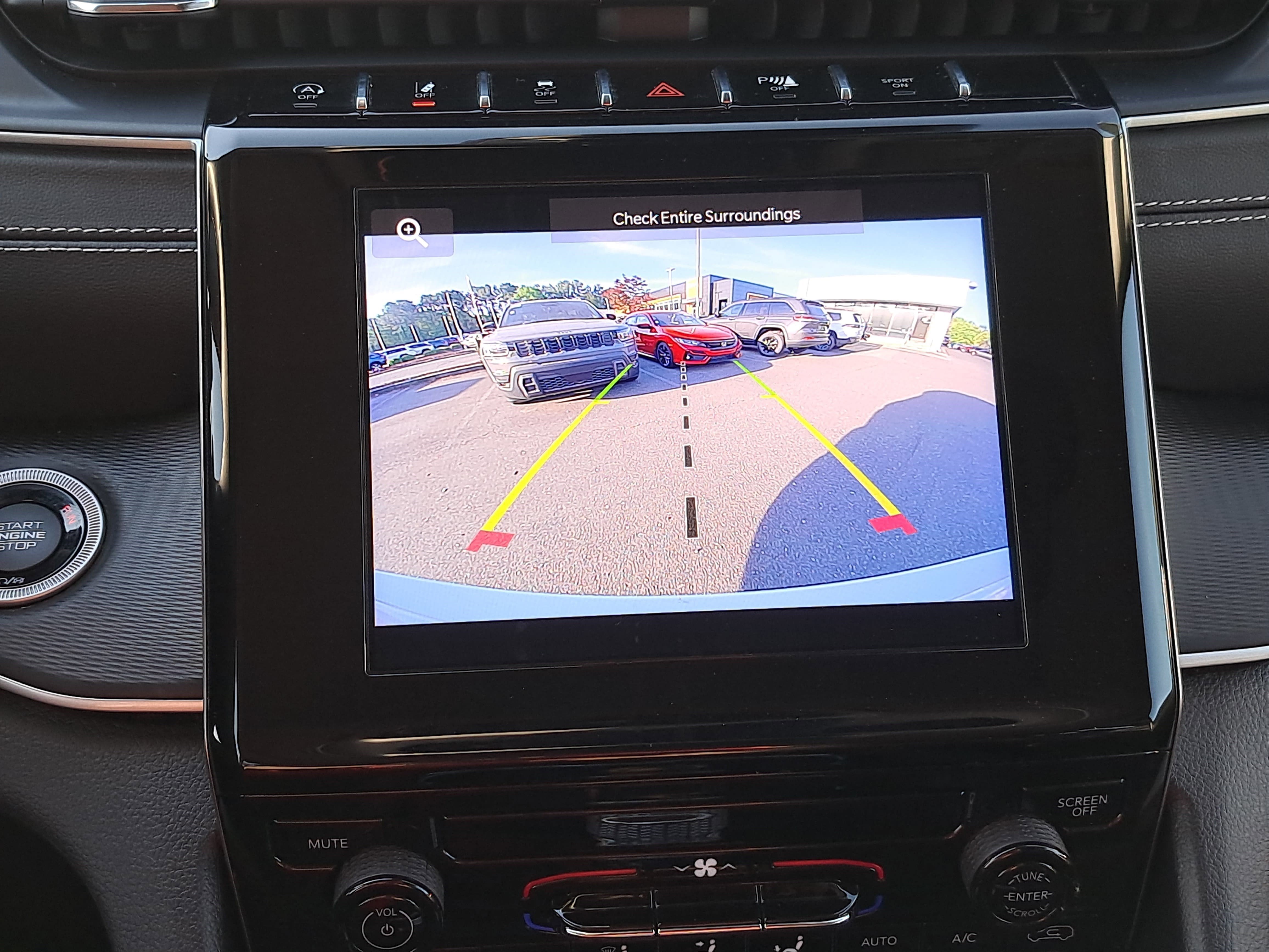 Used 2023 Jeep Grand Cherokee Laredo image 20