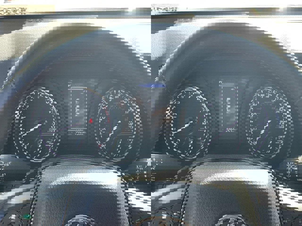 Used 2024 Toyota Camry SE image 8