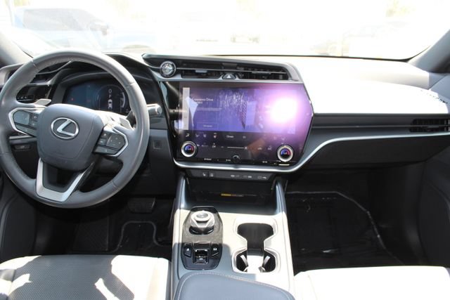 Certified 2023 Lexus RZ 450e Premium w/ Technology Package AWD/4WD image 10