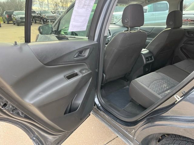 Used 2023 Chevrolet Equinox LT image 31