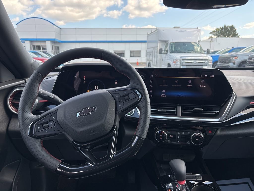 New 2025 Chevrolet Trax RS w/ Sunroof Package image 10