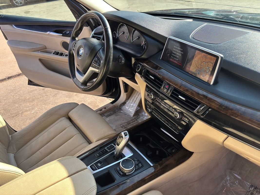 Used 2015 BMW X5 xDrive35d image 21