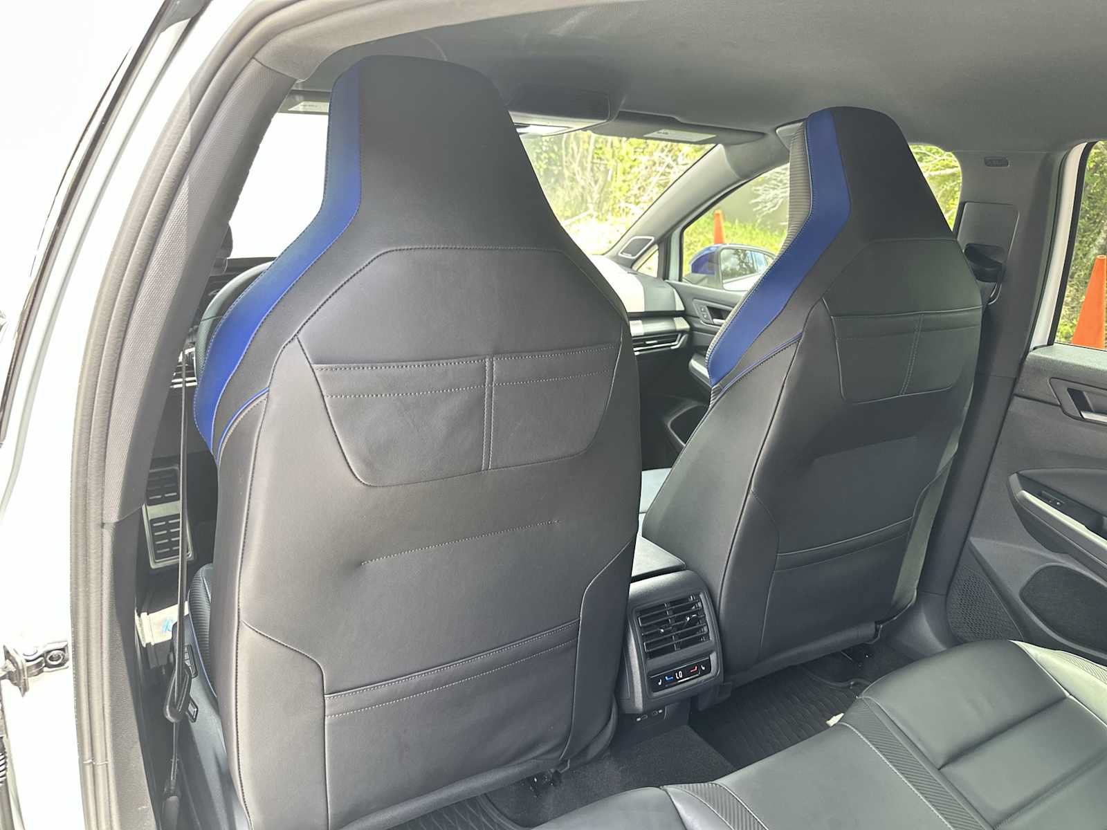 Used 2023 Volkswagen Golf 20th Anniversary Edition AWD/4WD image 16