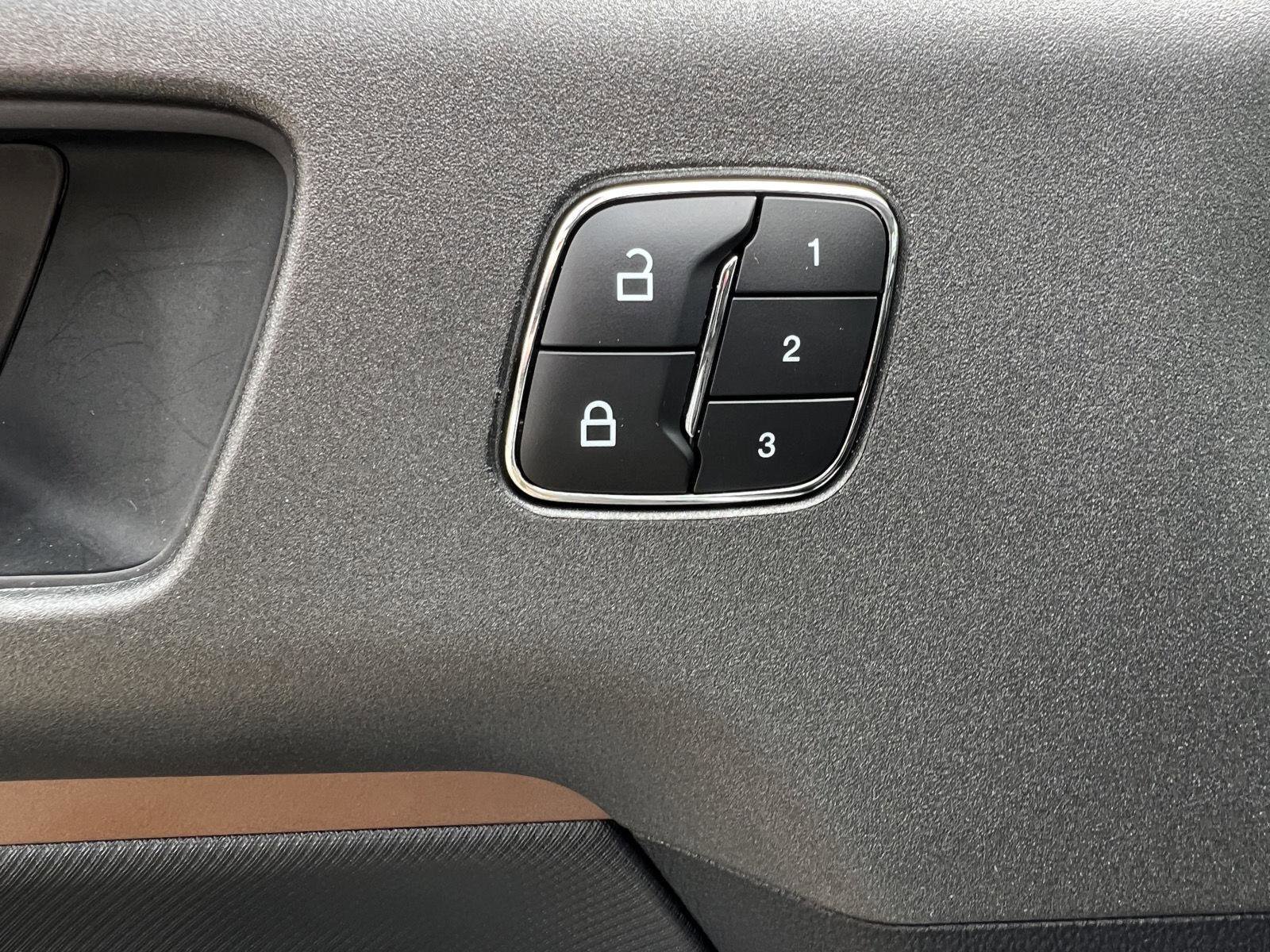 Used 2025 Ford Bronco Sport Outer Banks w/ Outer Banks Tech Package+ image 14