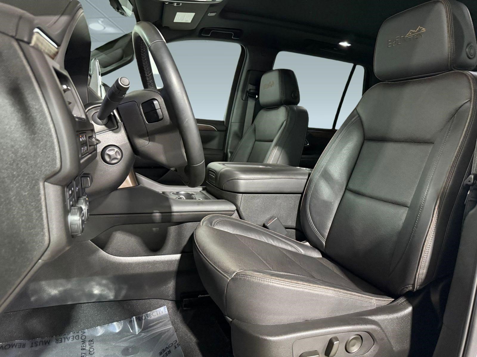 Used 2024 Chevrolet Tahoe High Country image 5