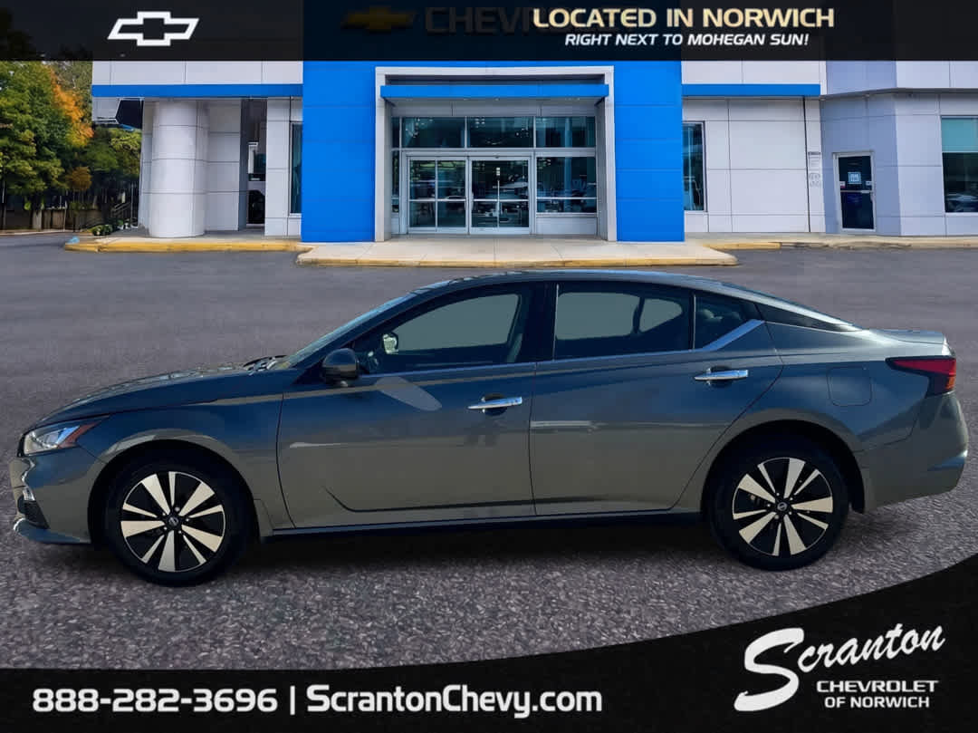 Used 2022 Nissan Altima 2.5 SV image 9