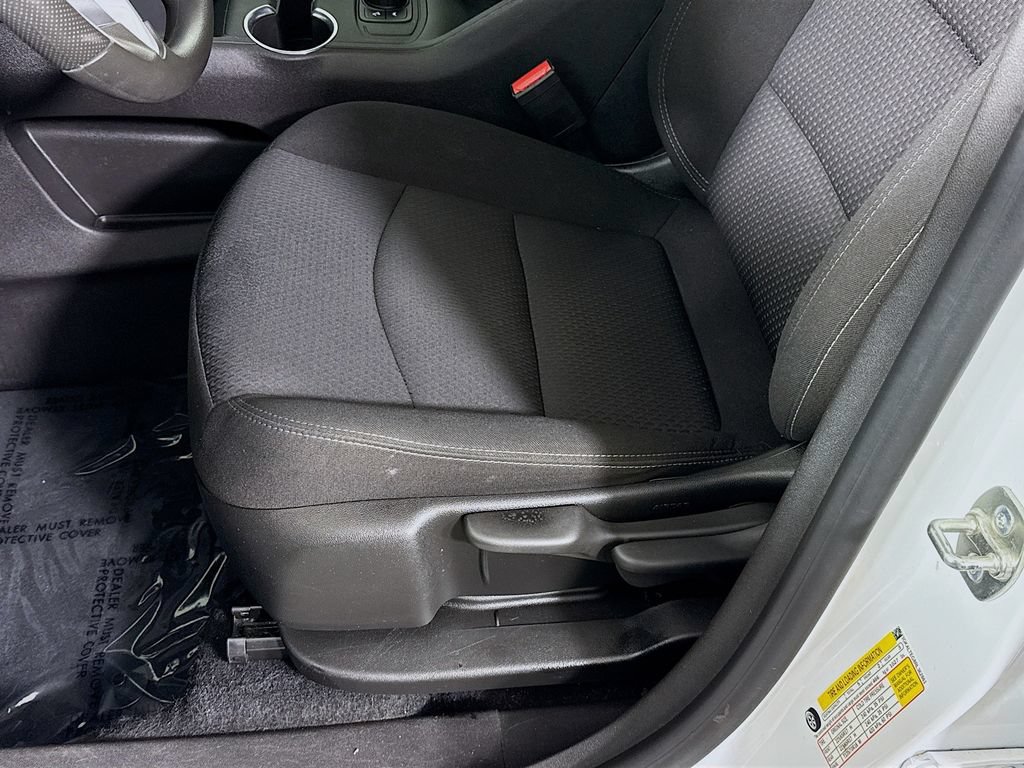Used 2024 GMC Terrain SLE AWD/4WD image 22
