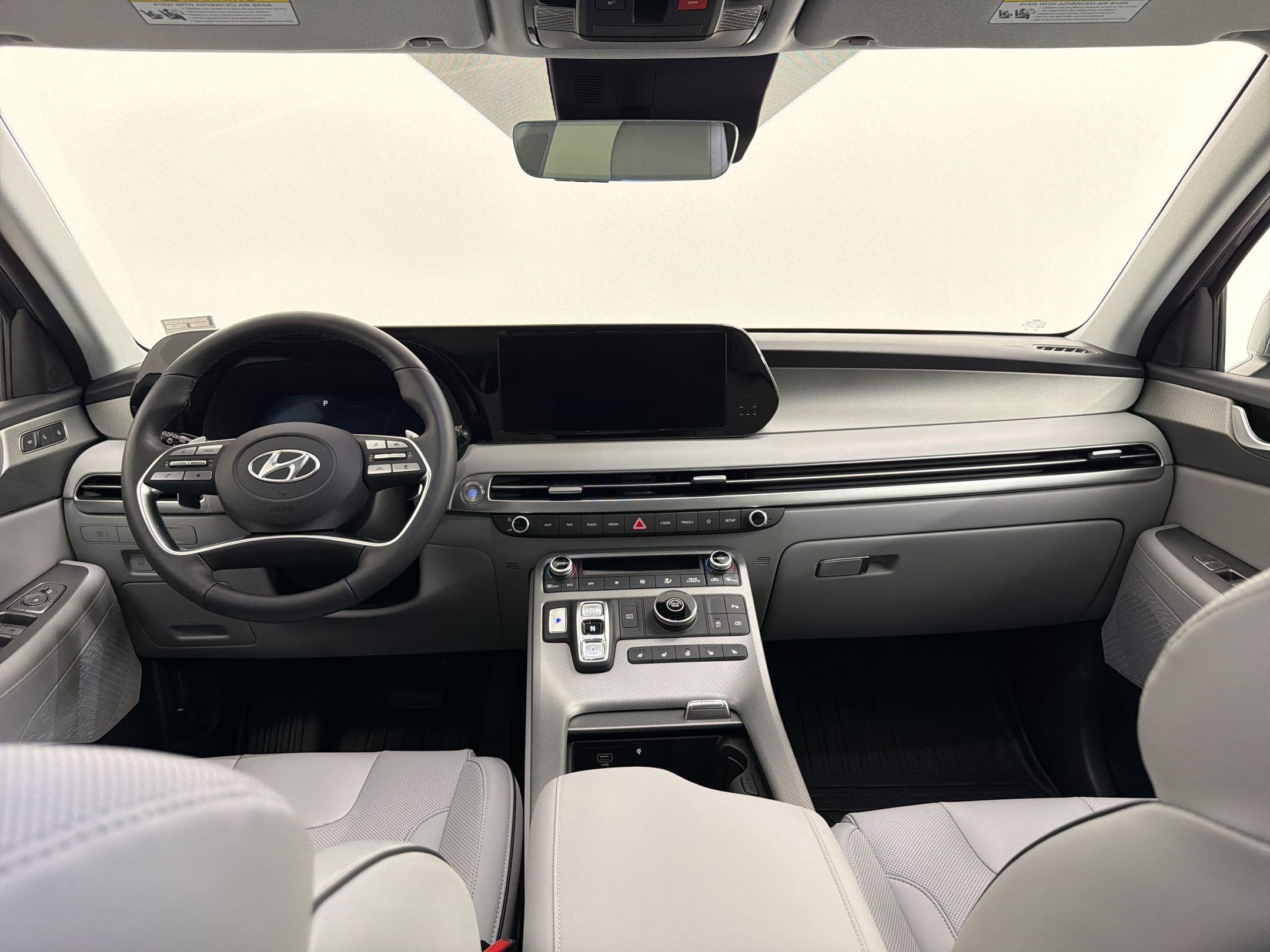 Used 2025 Hyundai Palisade SEL FWD image 15