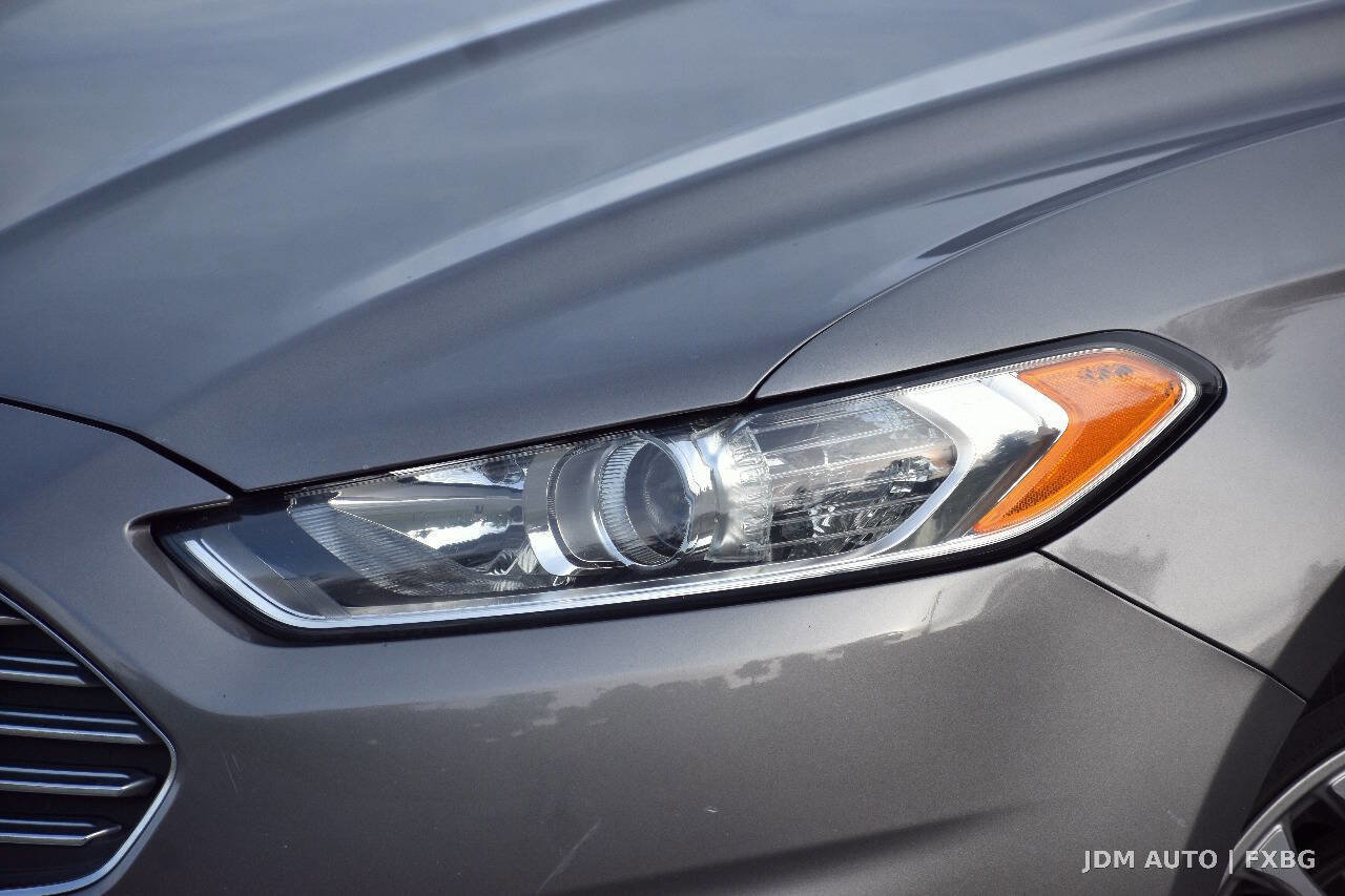 Used 2014 Ford Fusion Titanium FWD image 40