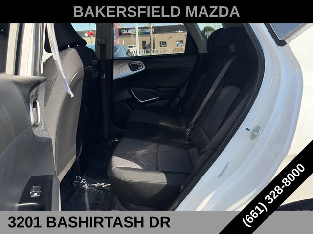 Used 2025 Kia Soul LX w/ LX Technology Package FWD image 23