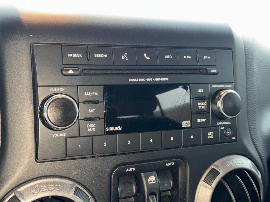 Used 2015 Jeep Wrangler Unlimited Sport w/ Quick Order Package 24S image 20