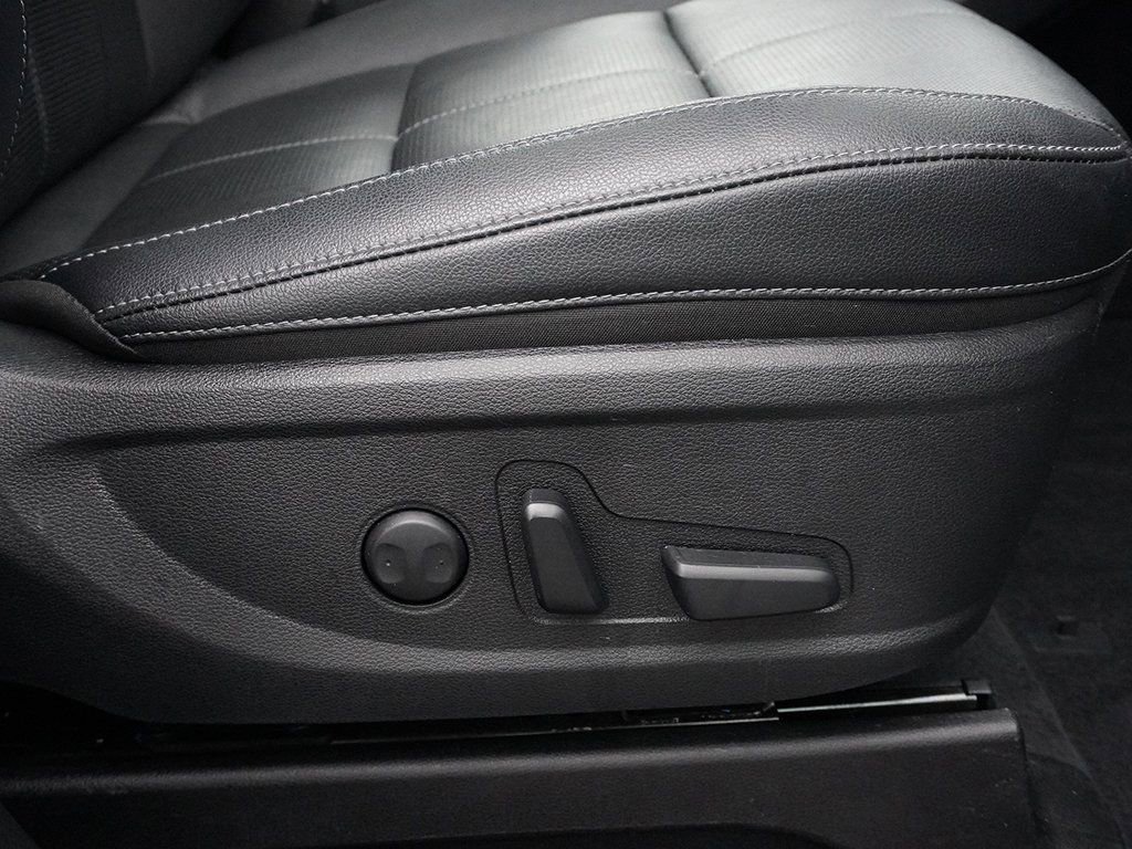 Used 2023 Kia Telluride EX image 32