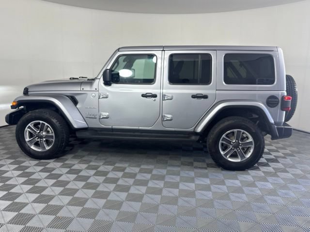 Used 2021 Jeep Wrangler Unlimited Sahara w/ LED Lighting Group AWD/4WD image 36