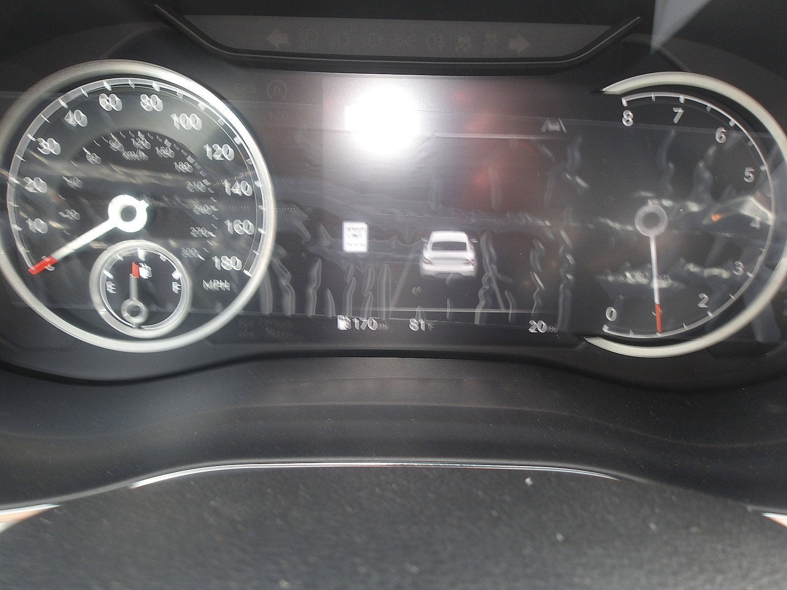 Used 2025 Genesis G70 2.5T image 16