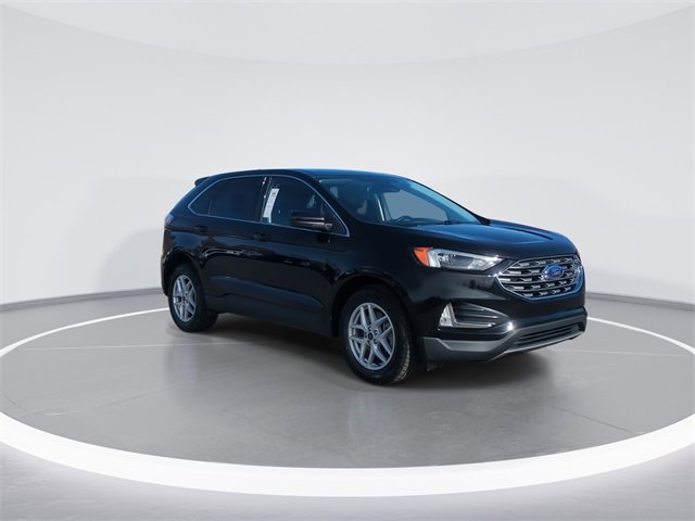 Used 2022 Ford Edge SEL w/ Convenience Package image 2