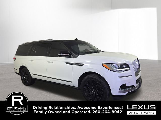 Used 2022 Lincoln Navigator L Reserve AWD/4WD image 6